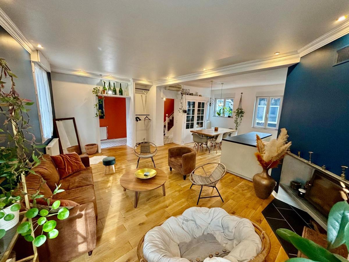 Maison Remoise Confort Avec Garage Et Jacuzzi Holiday home *