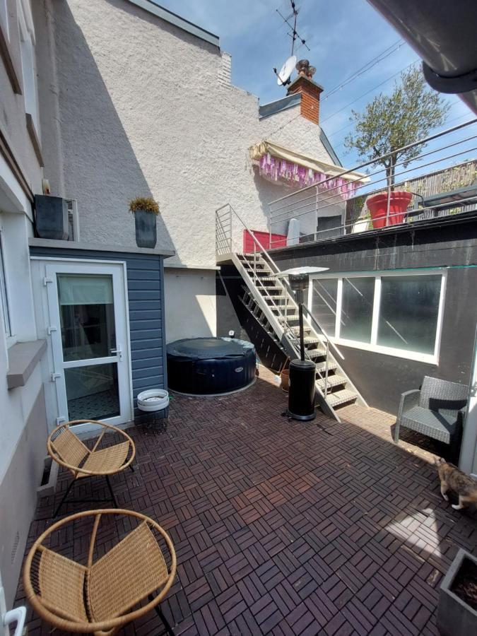 Maison Remoise Confort Avec Garage Et Jacuzzi